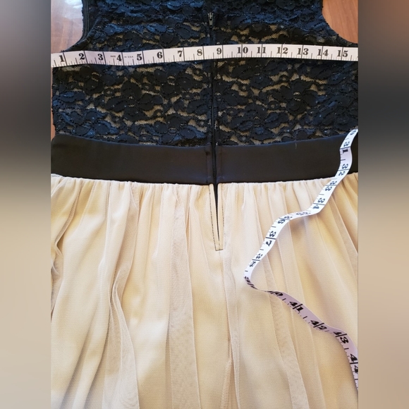 Eclipse Elegant Dress size L - Picture 5 of 6